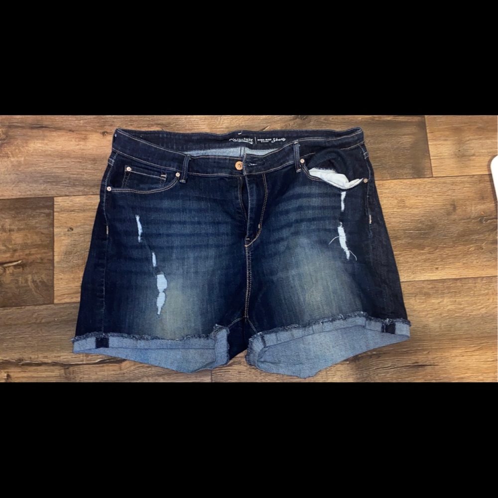 Womens Levi Strauss Levis Denim Jean Distressed Shorts Size 20